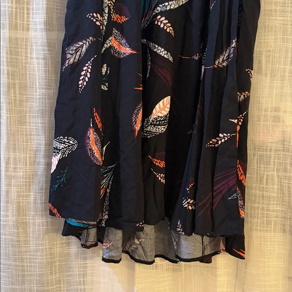 NWT Torrid Black Dress with Colorful Leaf Pattern - Picture 9 of 9
